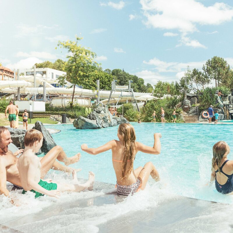 Spaß beim Rutschen in Loipersdorf